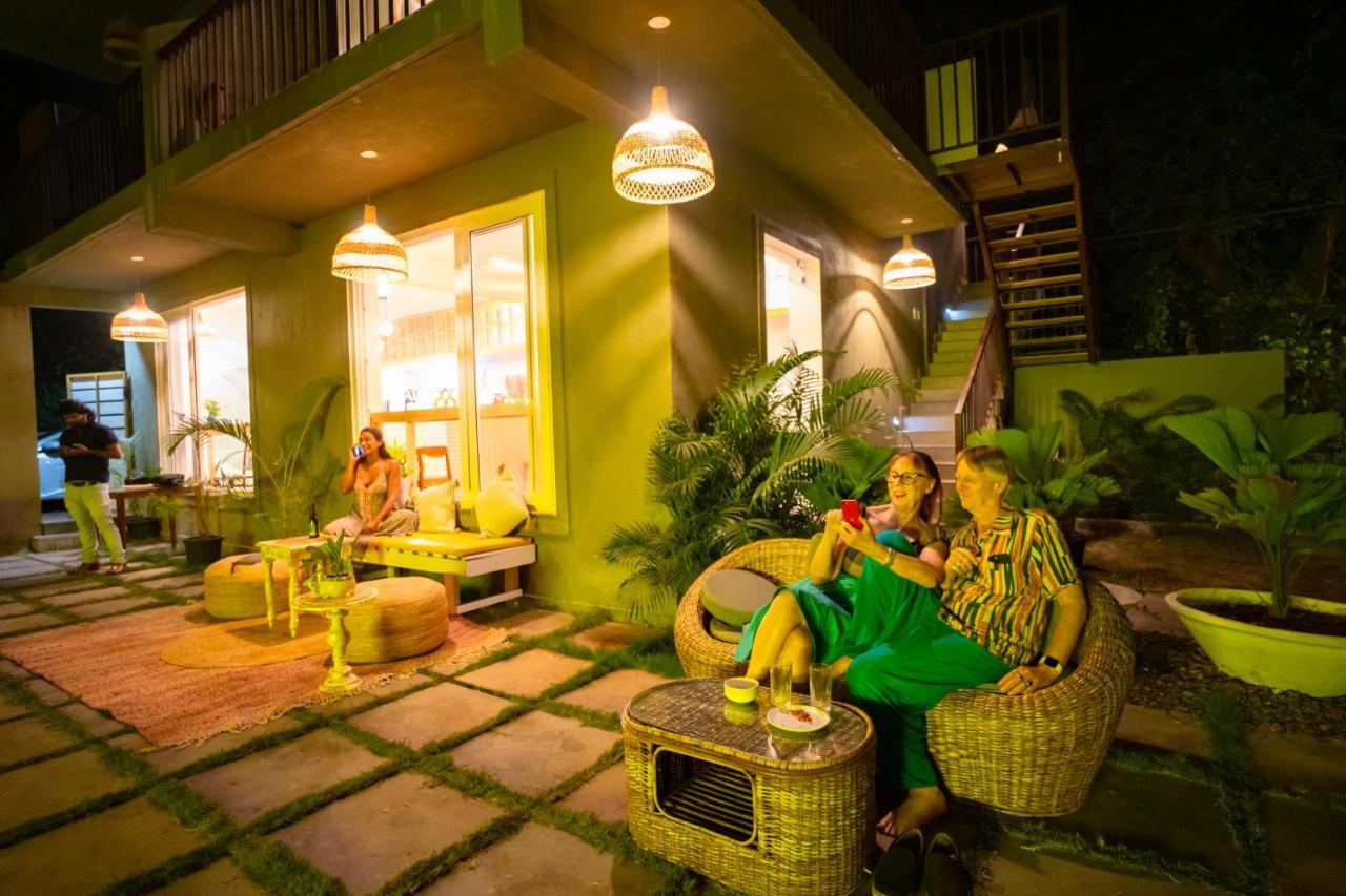 Locomo Boutique, Morjim - Stay Work Eat Εξωτερικό φωτογραφία
