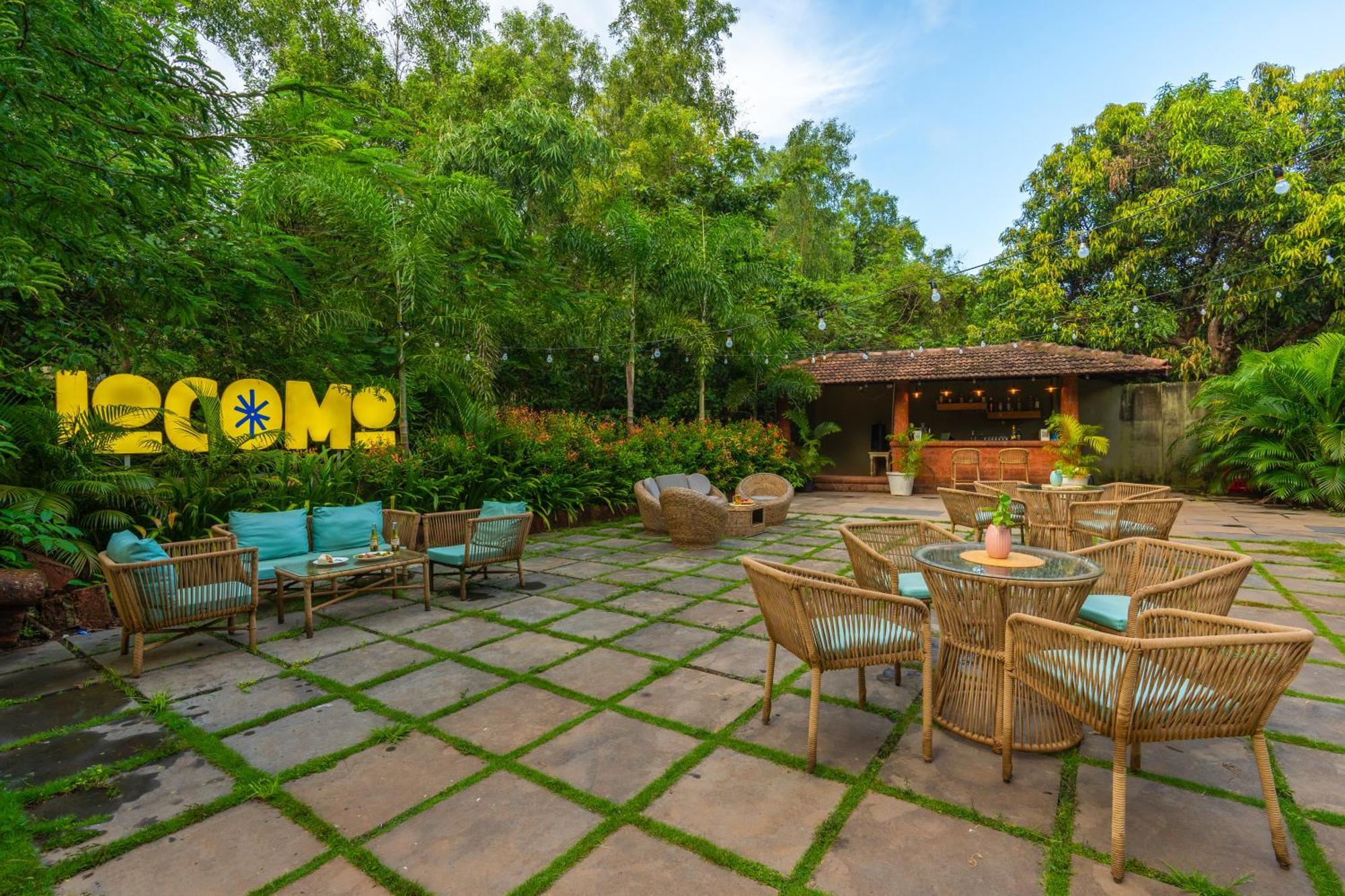 Locomo Boutique, Morjim - Stay Work Eat Εξωτερικό φωτογραφία